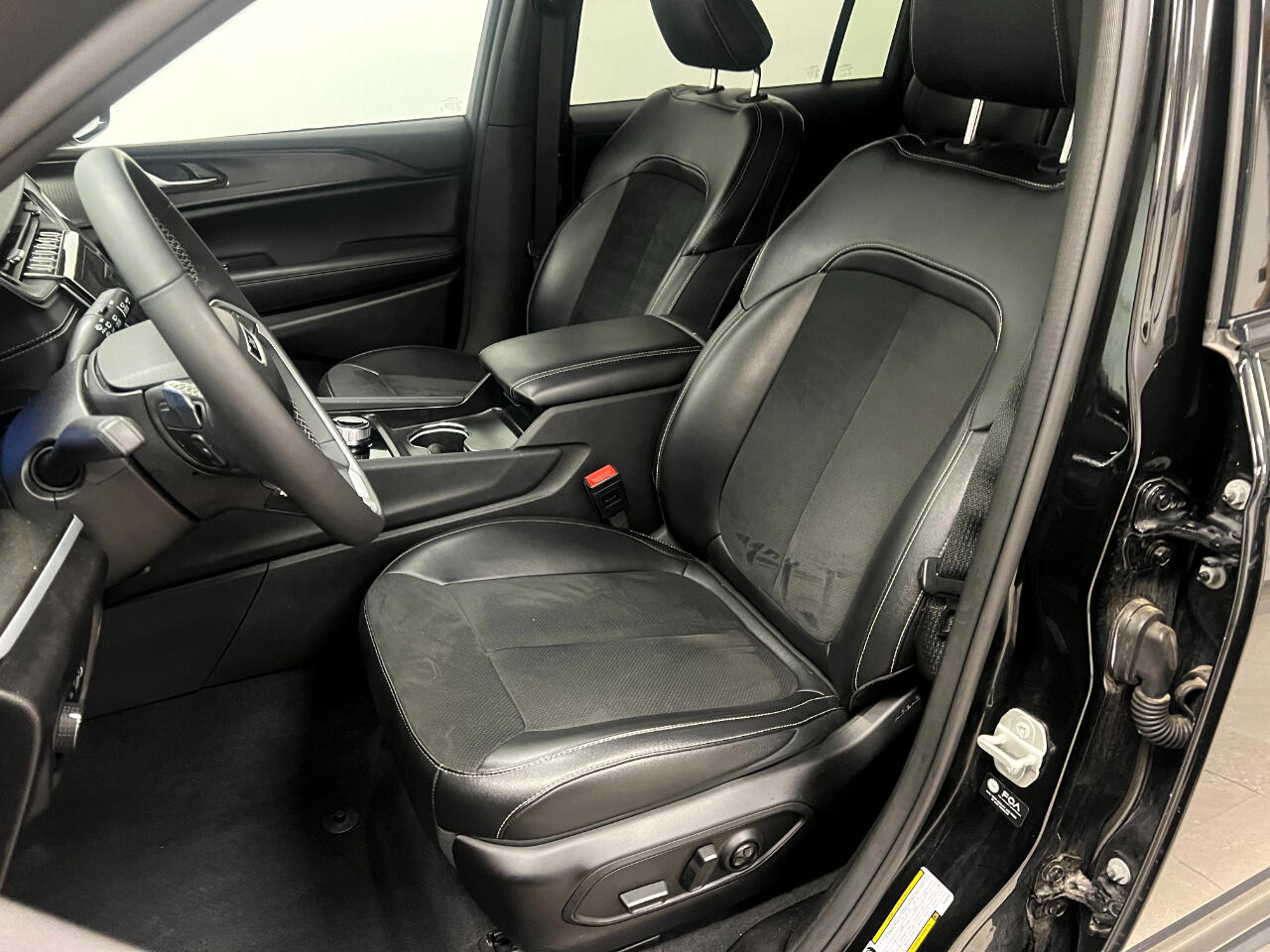 Jeep Grand Cherokee L Altitude 4x4 2024 Jeep Grand Cherokee L Altitude 4x4 2024