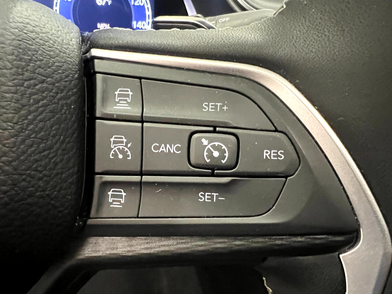 Jeep Grand Cherokee L Altitude 4x4 2024 Jeep Grand Cherokee L Altitude 4x4 2024