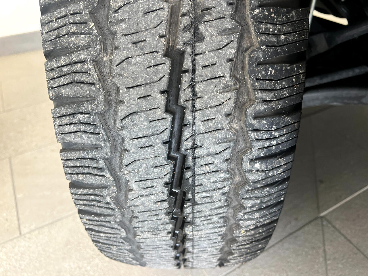 Ford Transit Cargo Van T-250 130" Low Rf 9070 GVWR RWD 2023 Ford Transit Cargo Van T-250 130" Low Rf 9070 GVWR RWD 2023