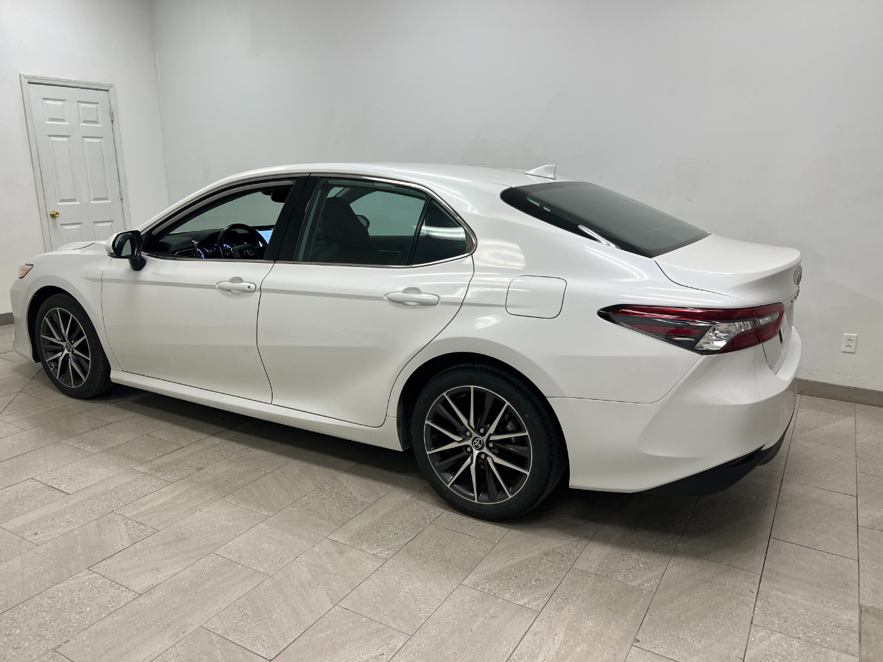 Toyota Camry XLE 4D Sedan 2023 Toyota Camry XLE 4D Sedan 2023