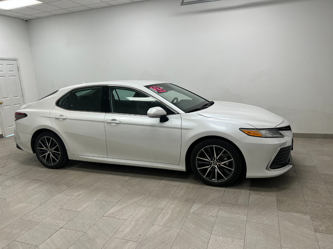 Toyota Camry XLE 4D Sedan 2023 Toyota Camry XLE 4D Sedan 2023