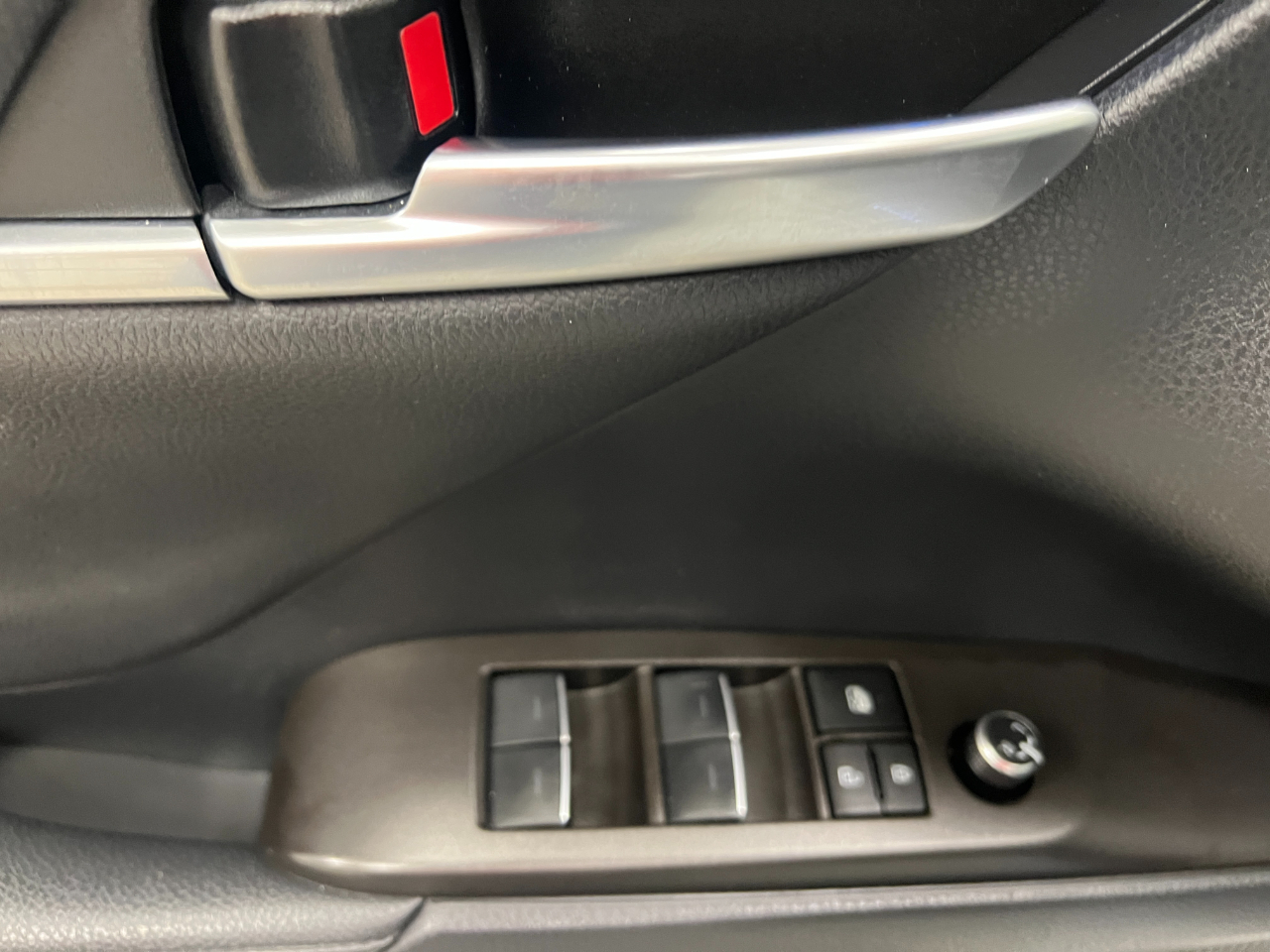 Toyota Camry XLE 4D Sedan 2023 Toyota Camry XLE 4D Sedan 2023