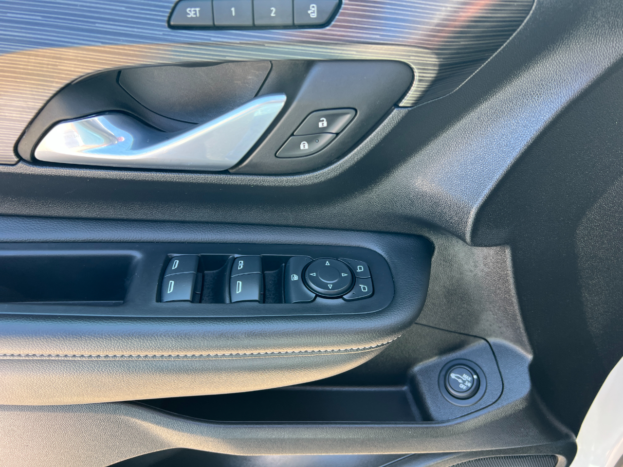 2024 Gmc Terrain SLT photo 10