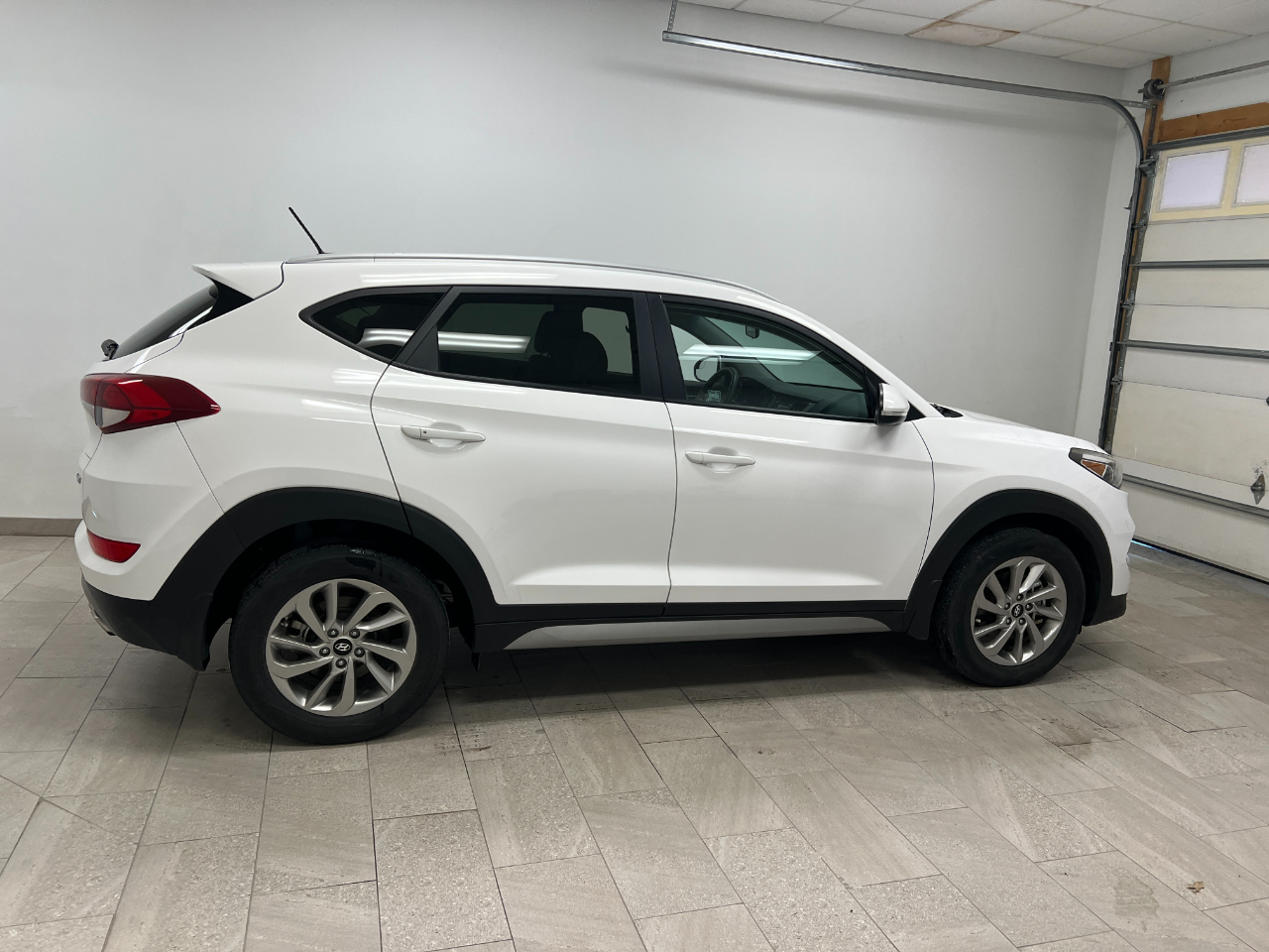 2017 Hyundai Tucson Eco photo 9