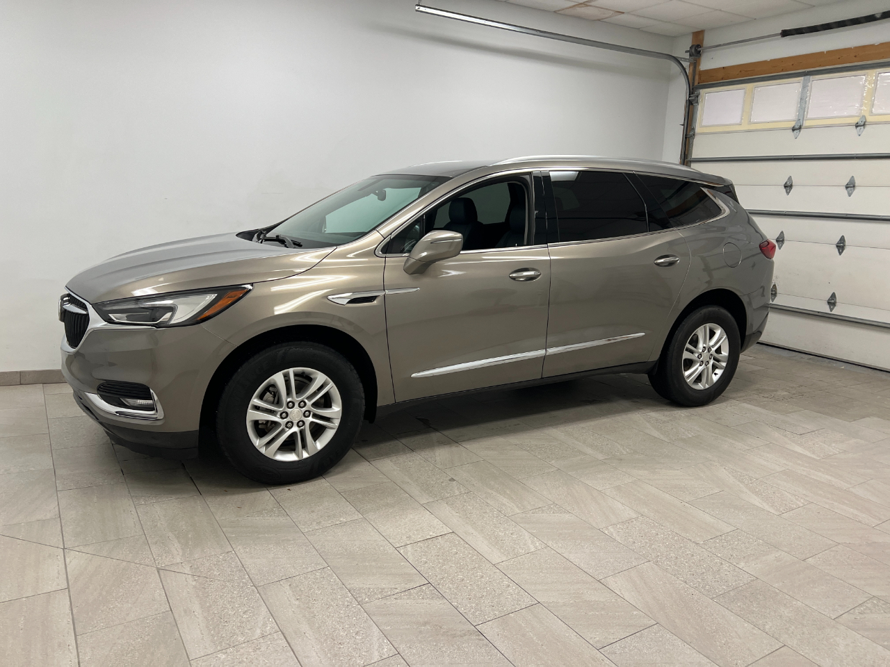 Used 2019 Buick Enclave Essence with VIN 5GAERBKW5KJ214201 for sale in Kansas City
