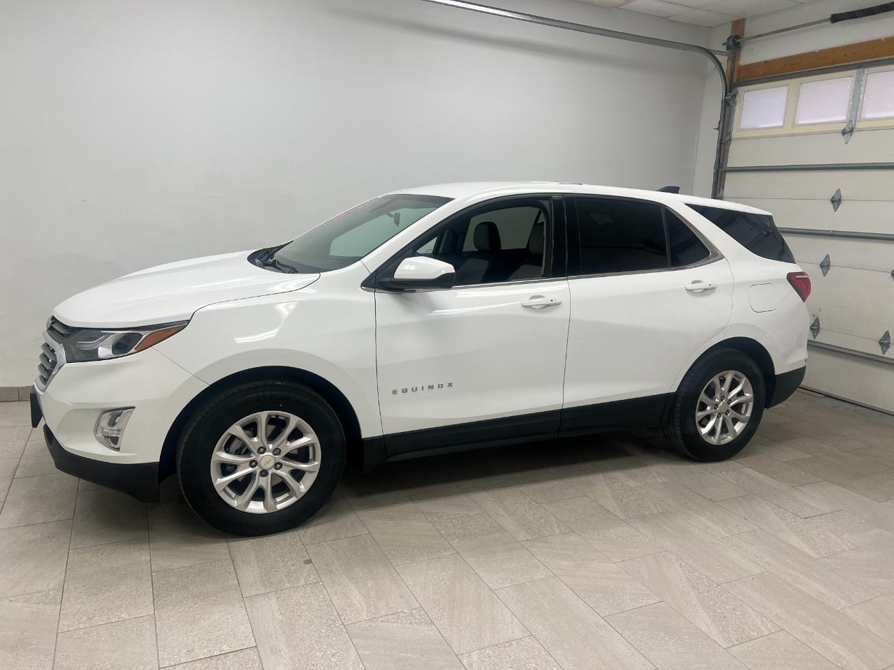 Used 2019 Chevrolet Equinox LT with VIN 3GNAXKEV8KS517632 for sale in Kansas City