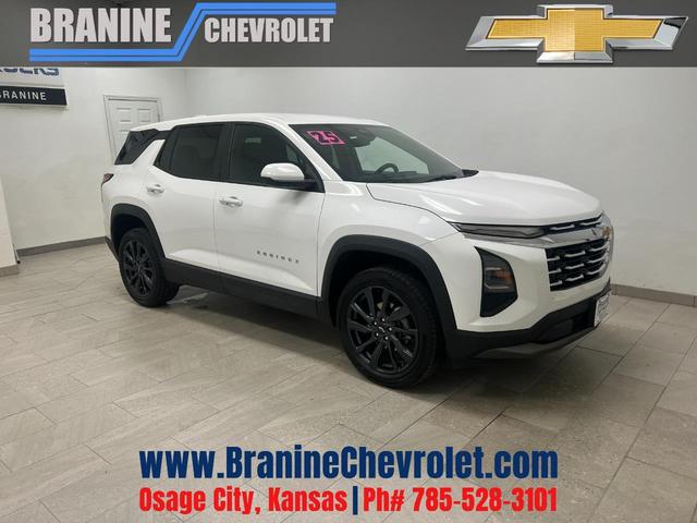 White 2025 Chevrolet Equinox LT FWD SUV / Crossover Front-Wheel Drive Automatic