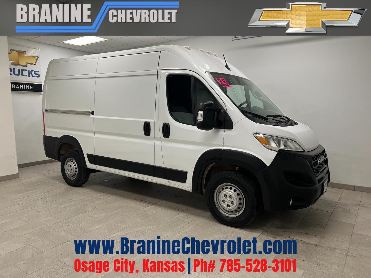 2025 RAM ProMaster Cargo Van Tradesman 2500 High Roof 136" WB w/Pass Seat