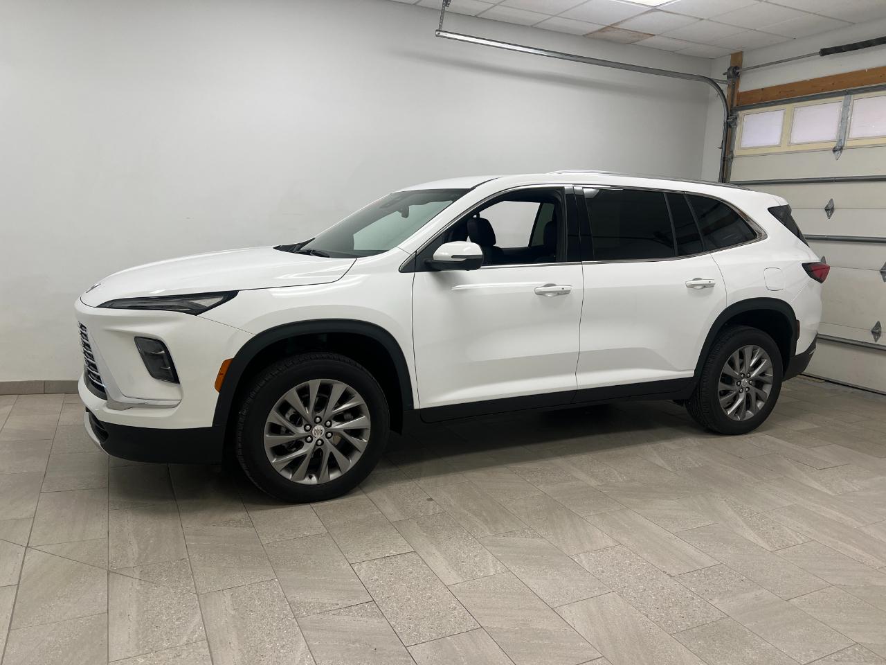 Used 2026 Buick Enclave Preferred with VIN 5GAEVAKSXTJ147583 for sale in Kansas City