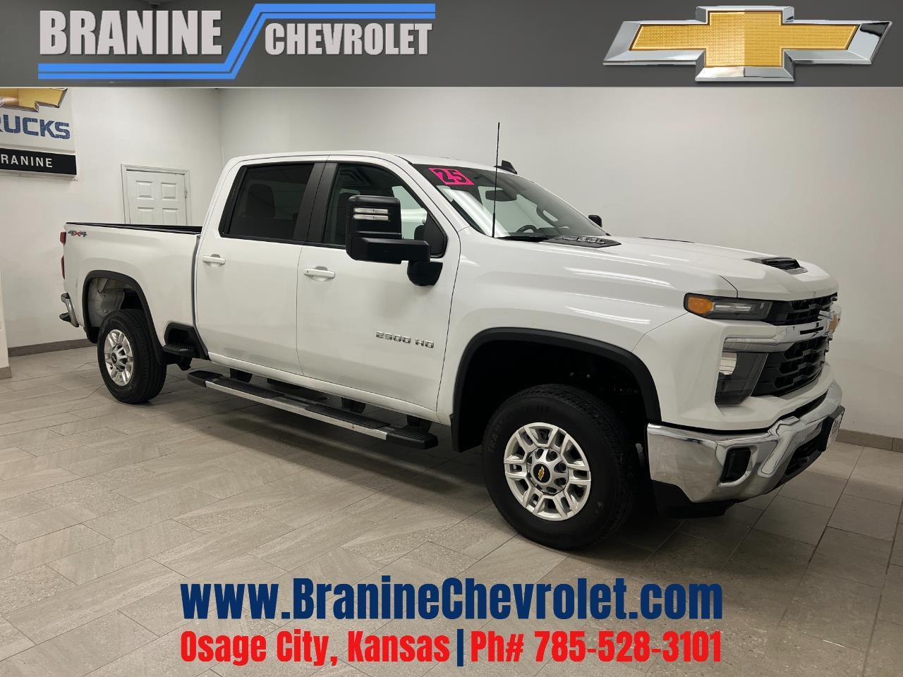 2026 Chevrolet Silverado 1500 4WD Crew Cab 147" LT w/1LT
