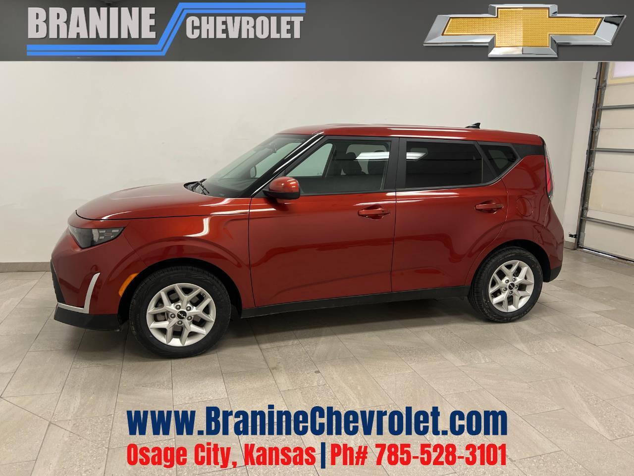 2023 Kia Soul S IVT