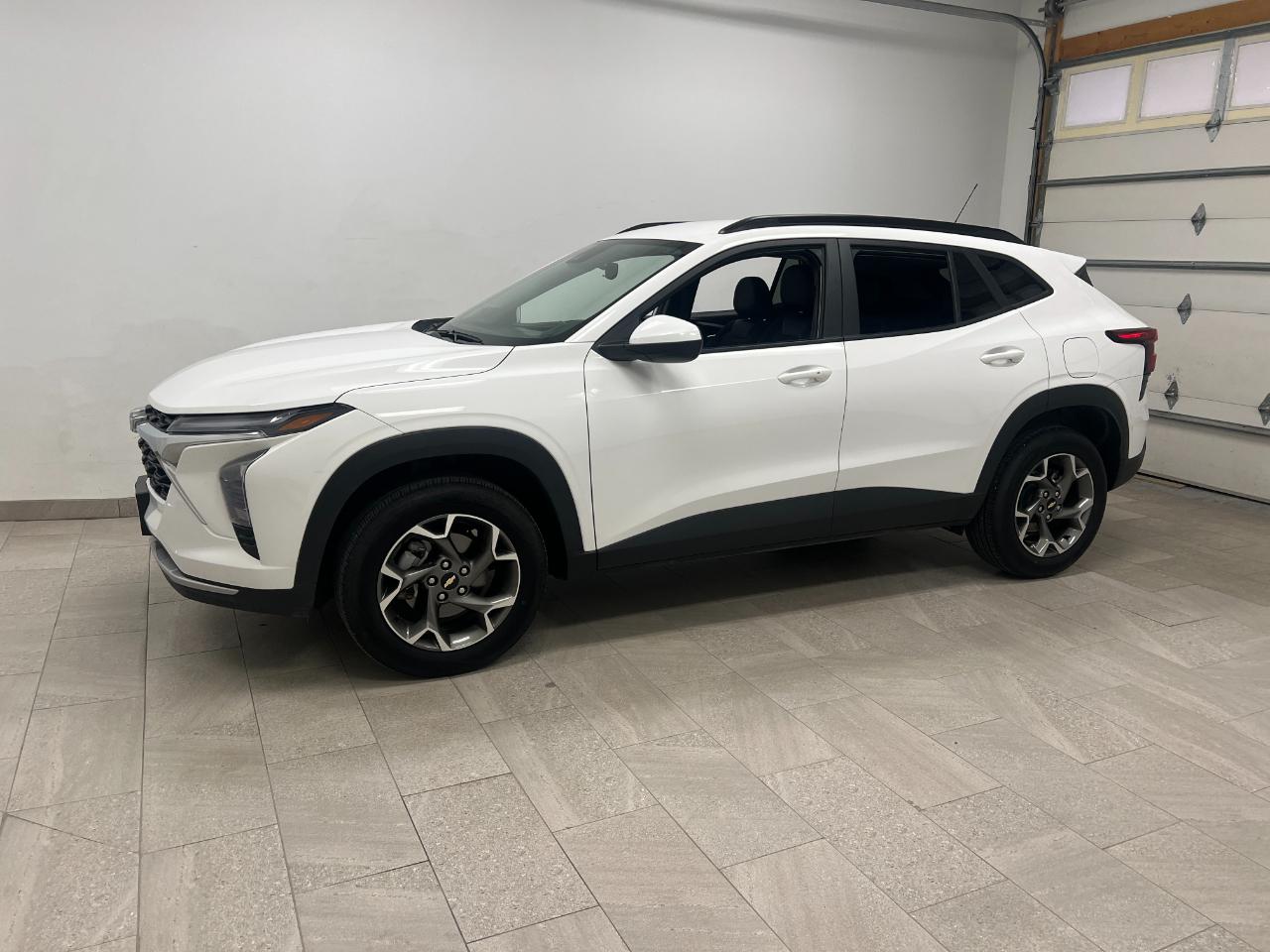 Used 2025 Chevrolet Trax LT with VIN KL77LHEP3SC239910 for sale in Kansas City