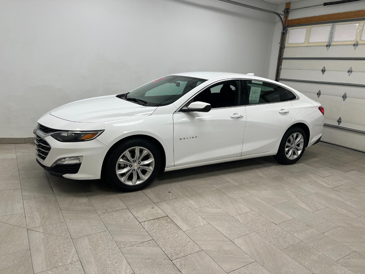 Used 2024 Chevrolet Malibu 1LT with VIN 1G1ZD5ST4RF179307 for sale in Kansas City