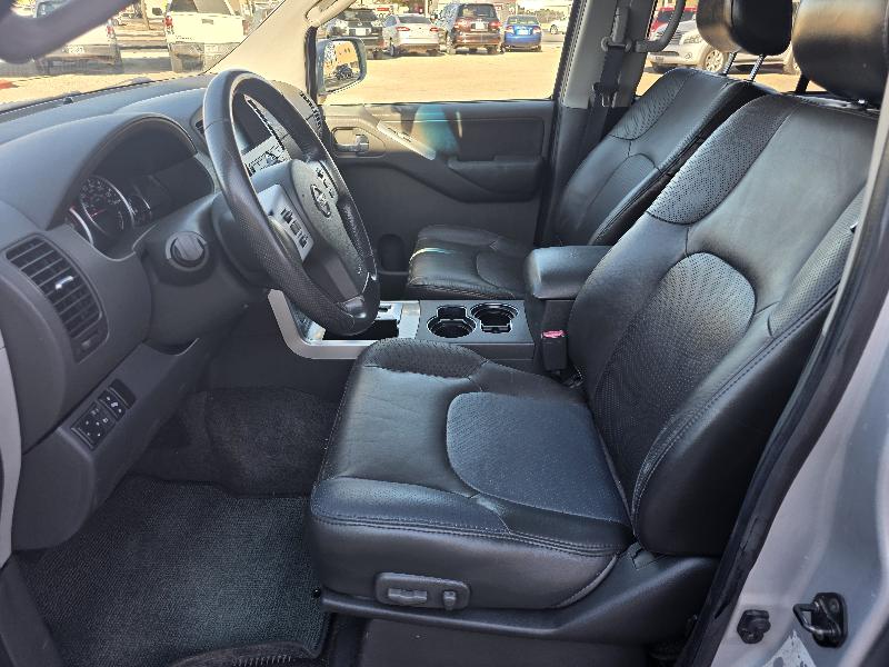 Nissan Pathfinder SE 2WD 2008