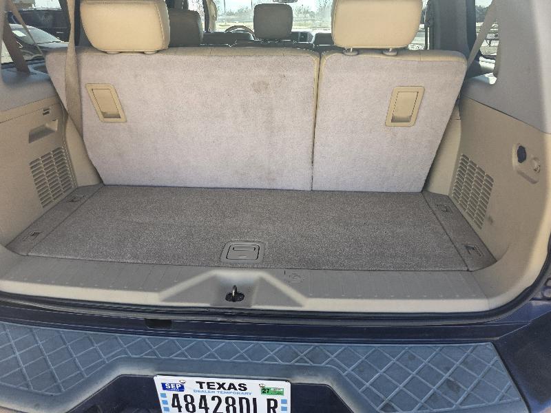 Nissan Armada SE 2WD 2010