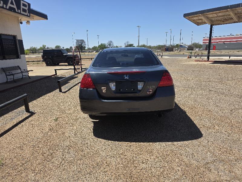 Honda Accord EX-L Sedan AT with Navigation and XM Radio 2006