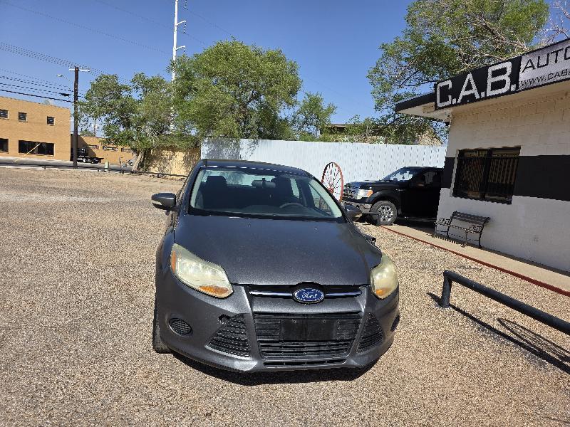 Ford Focus SE Sedan 2014