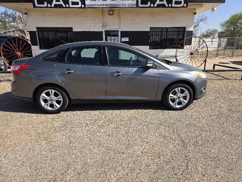 Ford Focus SE Sedan 2014