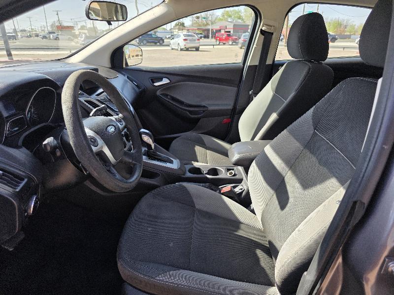 Ford Focus SE Sedan 2014