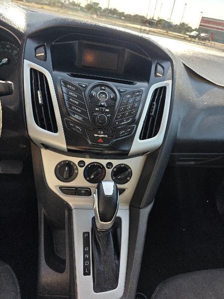 Ford Focus SE Sedan 2014