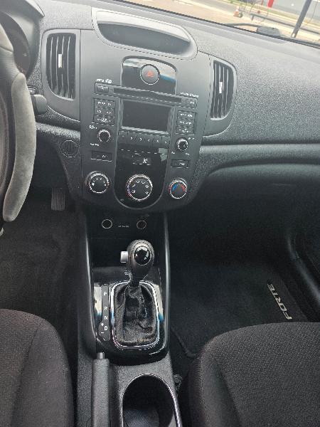 Kia Forte 5-Door EX 2011
