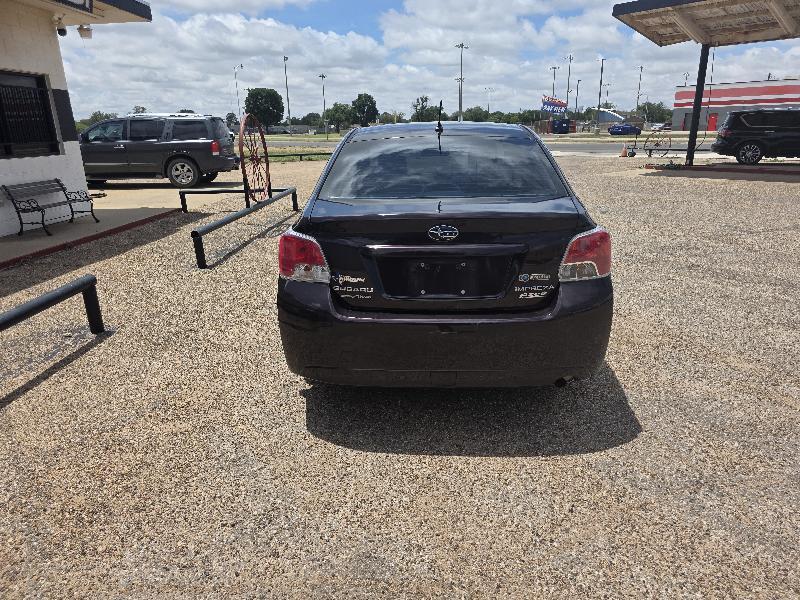 Subaru Impreza Base 4-Door 2013