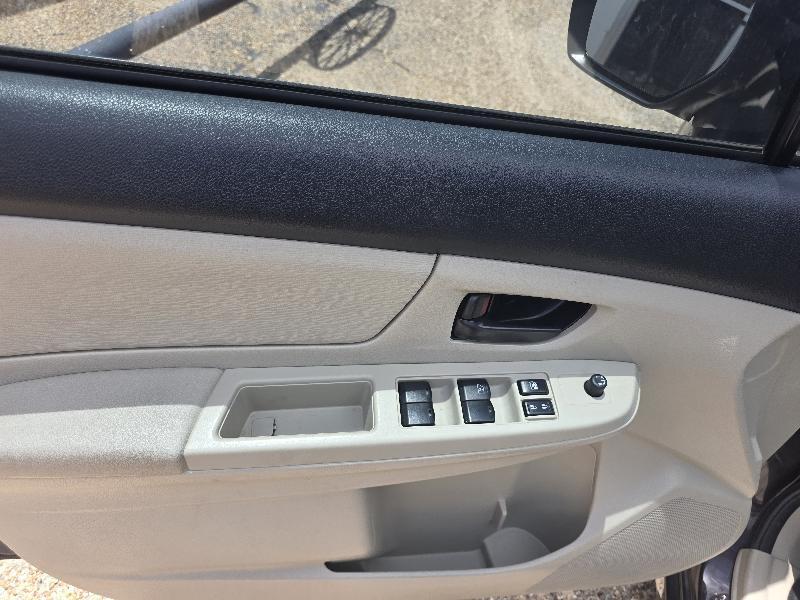 Subaru Impreza Base 4-Door 2013