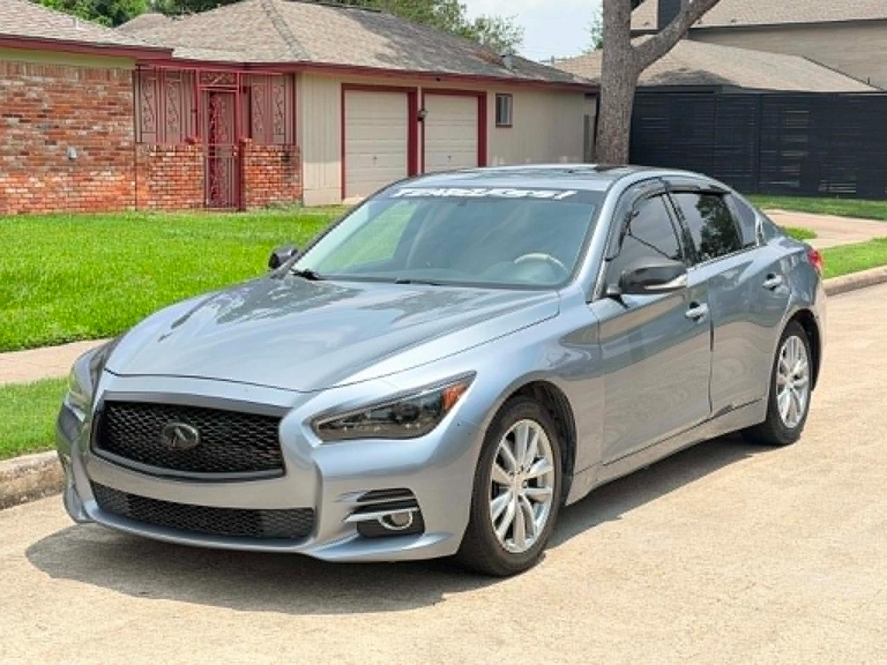 2015 Infiniti Q50 Base