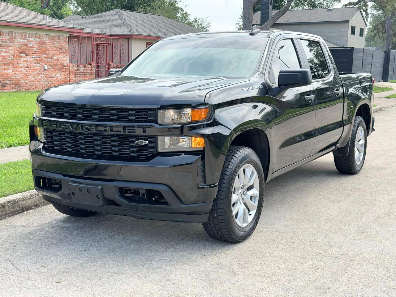 2022 Chevrolet Silverado 1500 Limited Custom Crew Cab Short Box 2WD