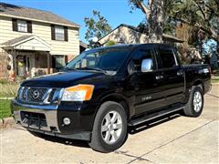 2014 Nissan Titan  2014 Nissan Titan