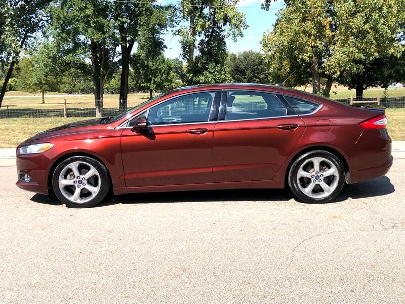 Ford Fusion 4dr Sdn I4 SE 2016 Ford Fusion 4dr Sdn I4 SE 2016