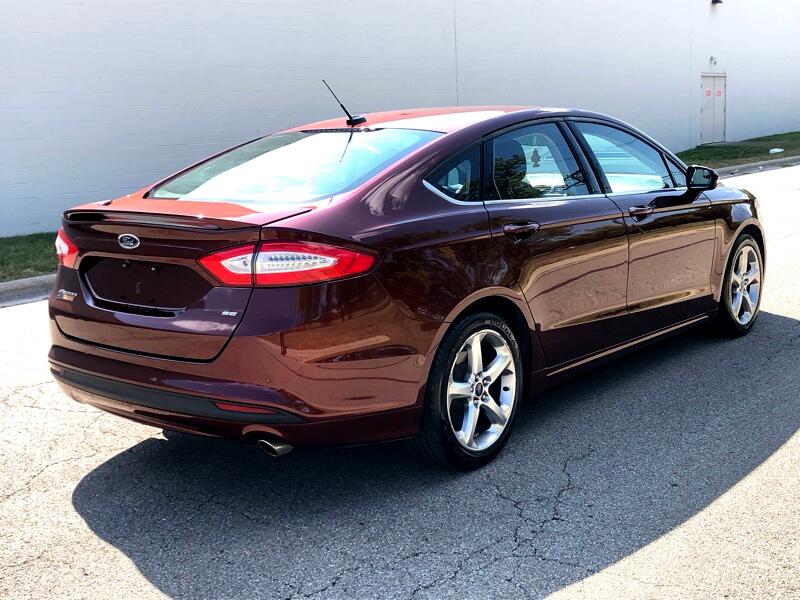 Ford Fusion 4dr Sdn I4 SE 2016 Ford Fusion 4dr Sdn I4 SE 2016