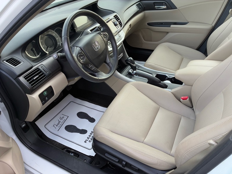 Honda Accord EX-L Sedan AT with Navigation 2014 Honda Accord EX-L Sedan AT with Navigation 2014