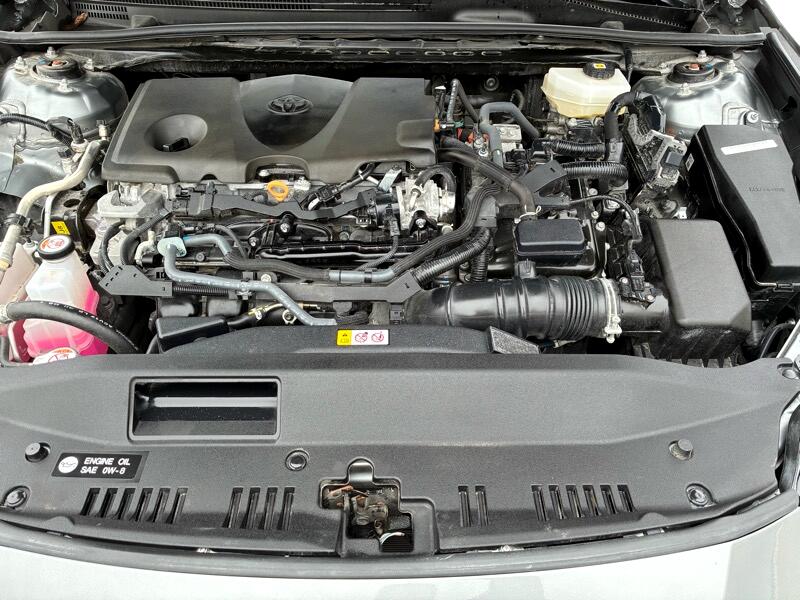 Toyota Camry Hybrid SE 2025
