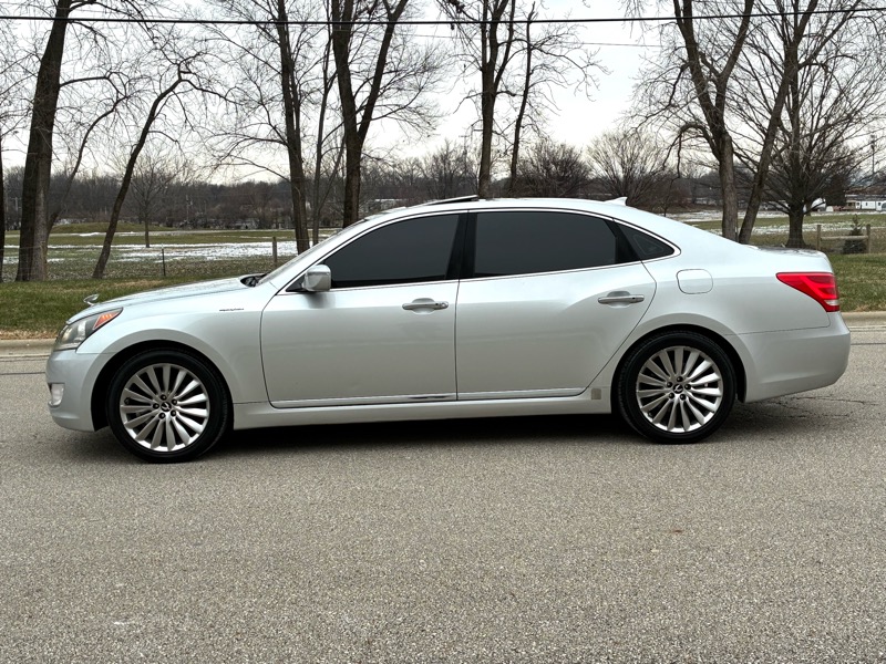 Hyundai Equus Signature 4D Sedan 2014