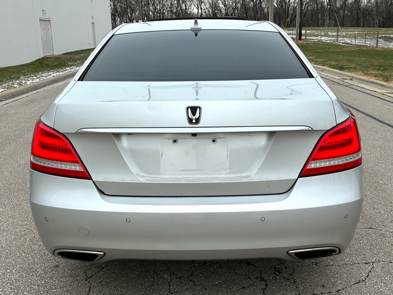 Hyundai Equus Signature 4D Sedan 2014