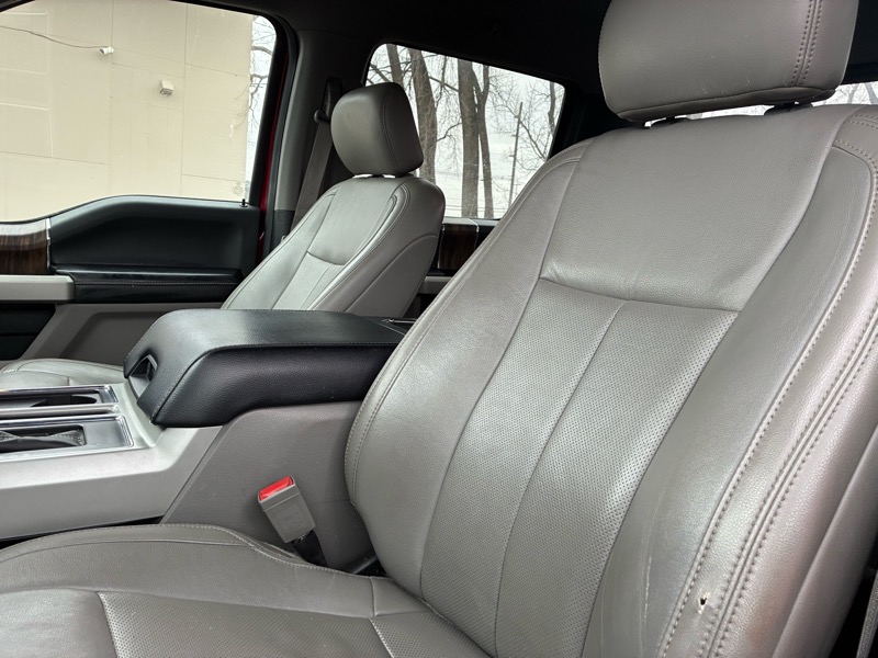 Ford F150 Lariat 2019