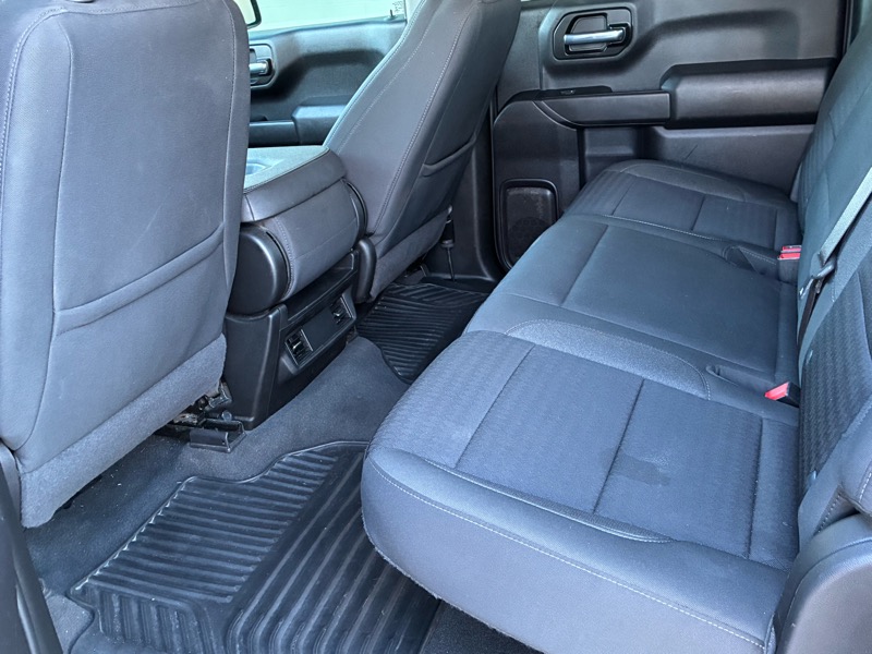 Chevrolet Silverado 1500 Trail Boss Custom Crew Cab 4WD 2022