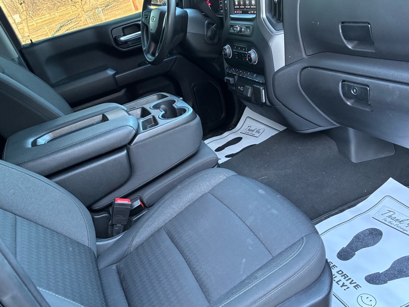 Chevrolet Silverado 1500 Trail Boss Custom Crew Cab 4WD 2022