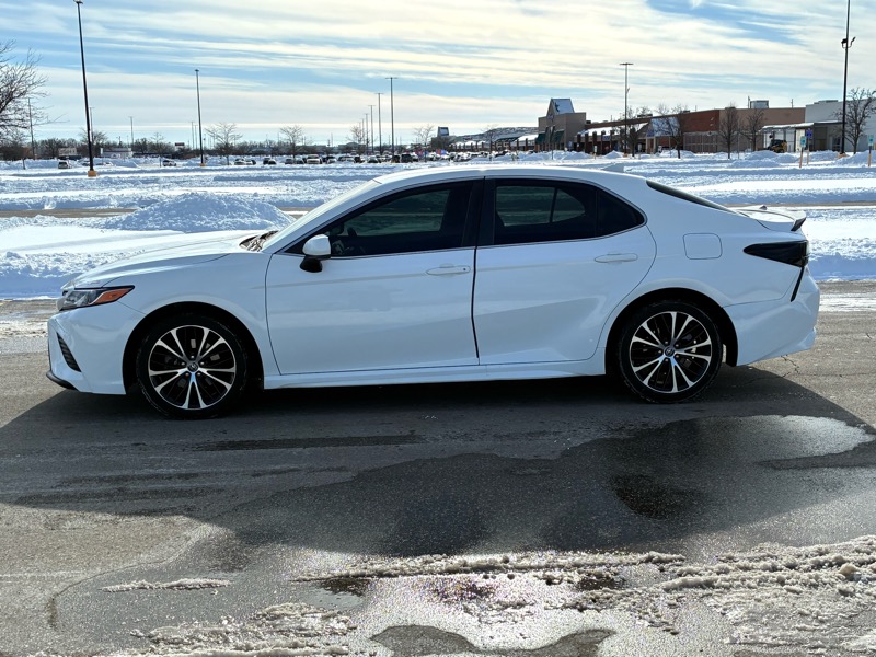 Toyota Camry 4dr Sdn SE Auto (Natl) 2020