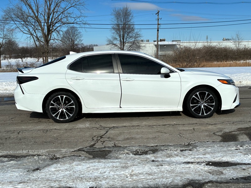 Toyota Camry 4dr Sdn SE Auto (Natl) 2020