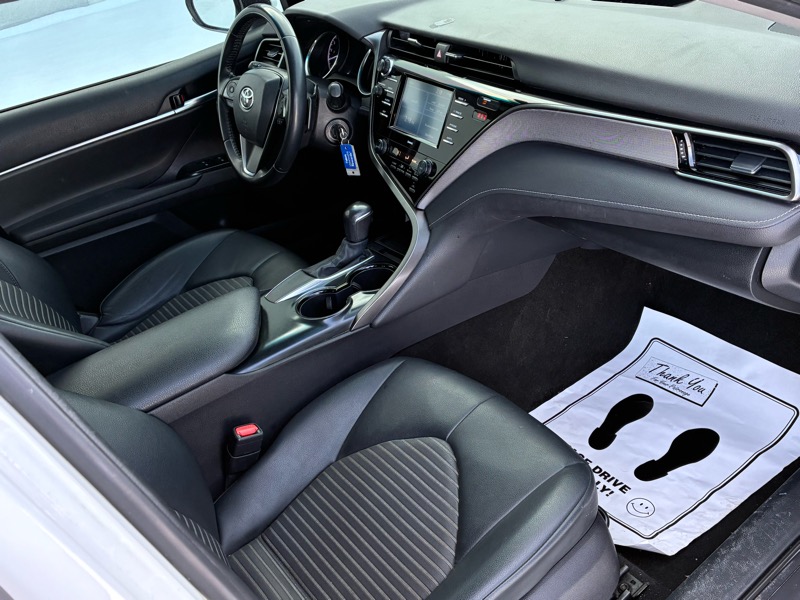 Toyota Camry 4dr Sdn SE Auto (Natl) 2020