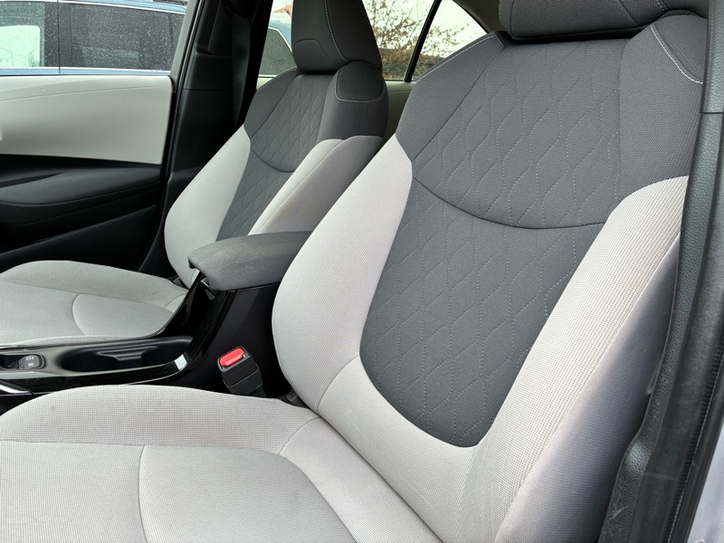 Toyota Corolla 4dr Sdn LE Auto 2022