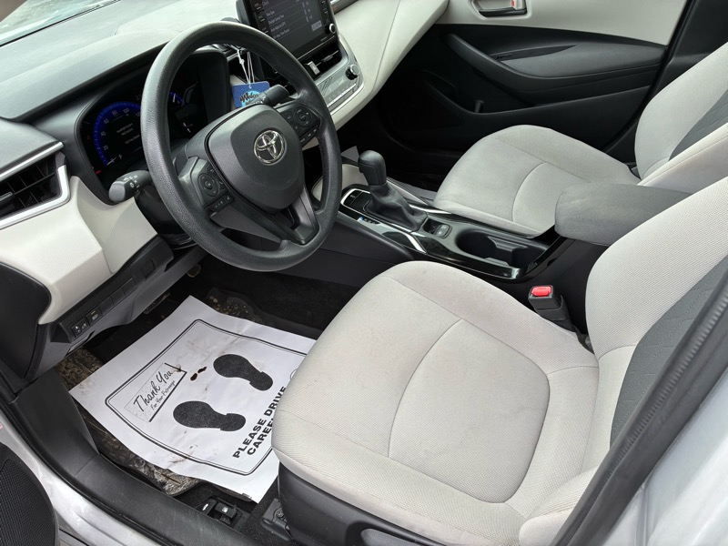 Toyota Corolla 4dr Sdn LE Auto 2022