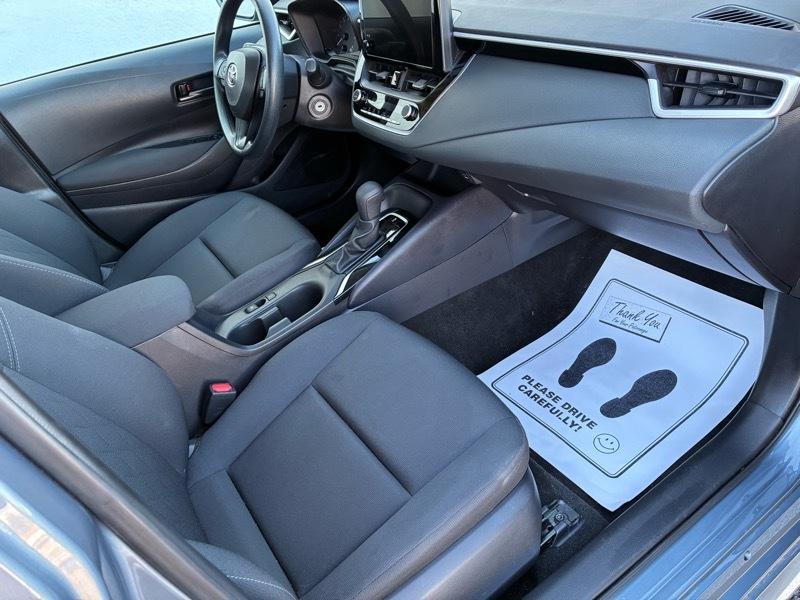 Toyota Corolla 4dr Sedan LE Auto 2025