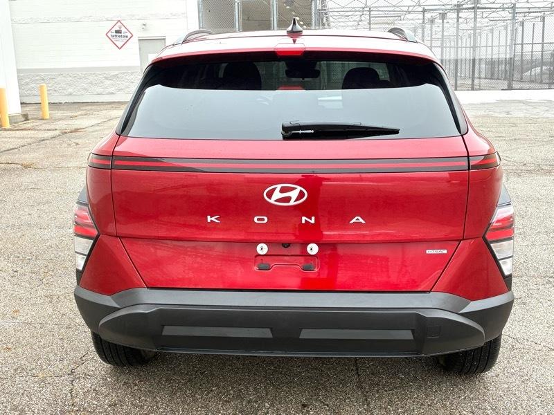 Hyundai Kona SEL AWD 2024