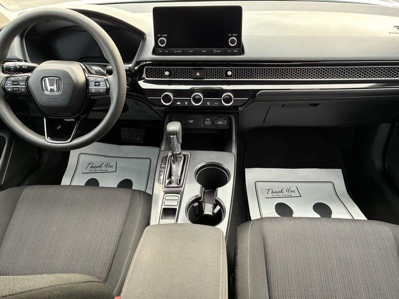 Honda Civic LX sedan 2022