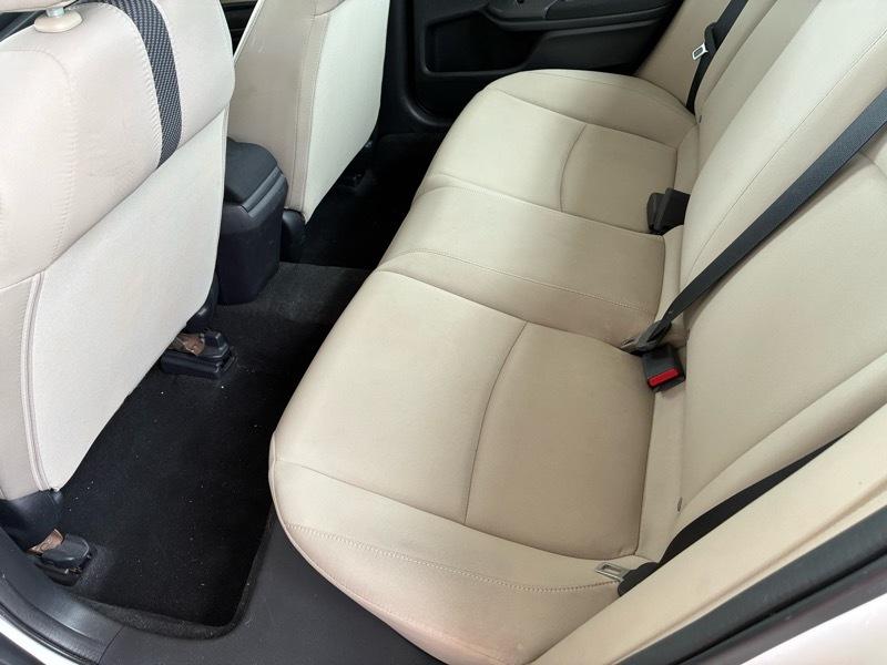 Honda Civic 4dr Sdn LX Auto 2017
