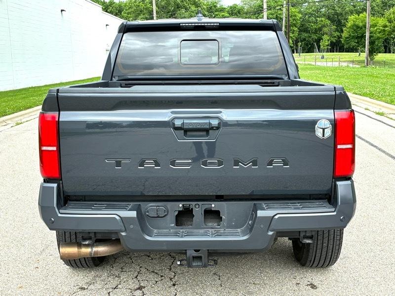 Toyota Tacoma TRD Sport Double Cab 2WD 2024