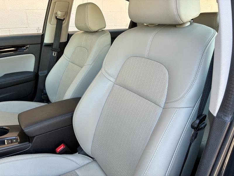 Honda Civic EX-L Hatchback 2024